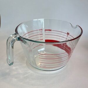 PYREX 8 Cup Glass 64 oz Red Lettering Large Measuring Cup Batter Bowl